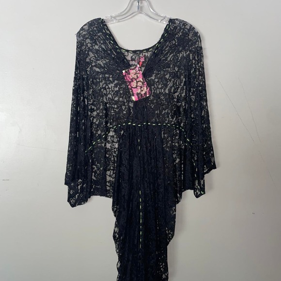 Nwt black lace beach coverup - Picture 2 of 3